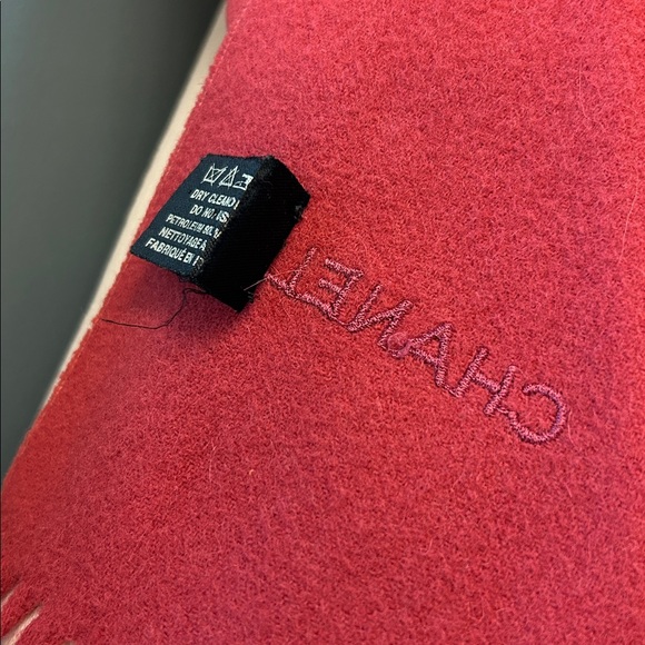 SOLD —CHANEL Cranberry Cashmere Scarf - Picture 3 of 6